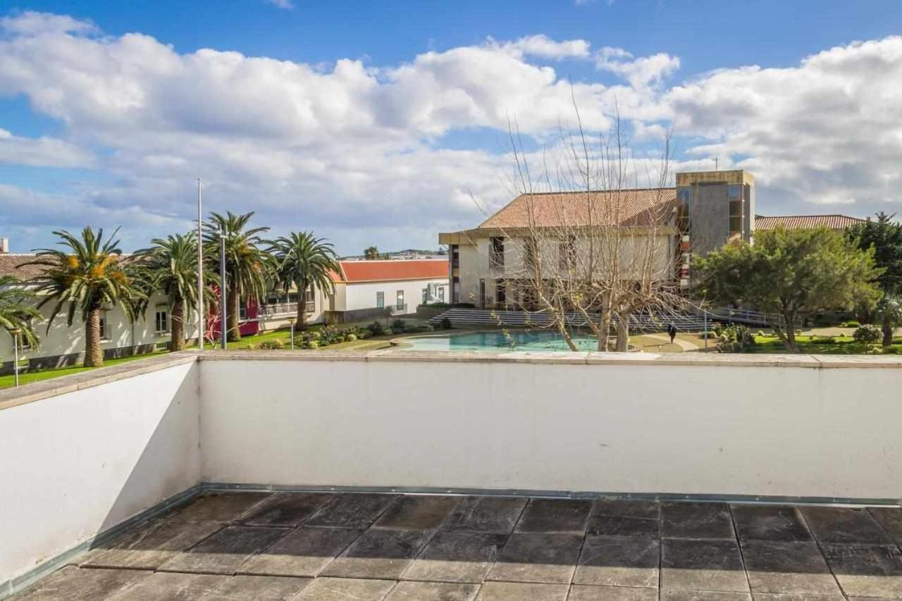 Downtown Praia Da Vitoria Al Εξωτερικό φωτογραφία